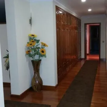 Moradia De Luxo Com Piscina Em