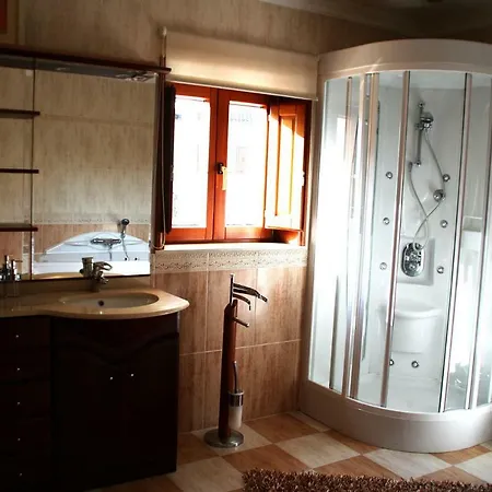 Casa de Férias Moradia De Luxo Com Piscina Em