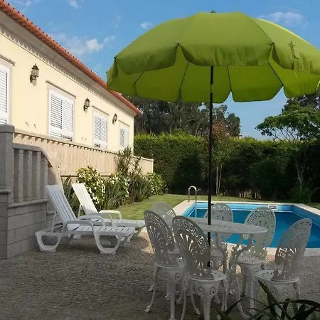 Casa de Férias Moradia De Luxo Com Piscina Em Esposende