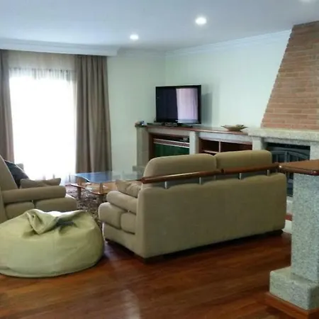 Moradia De Luxo Com Piscina Em Casa de Férias Esposende